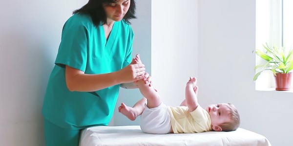 массаж ног ребенка