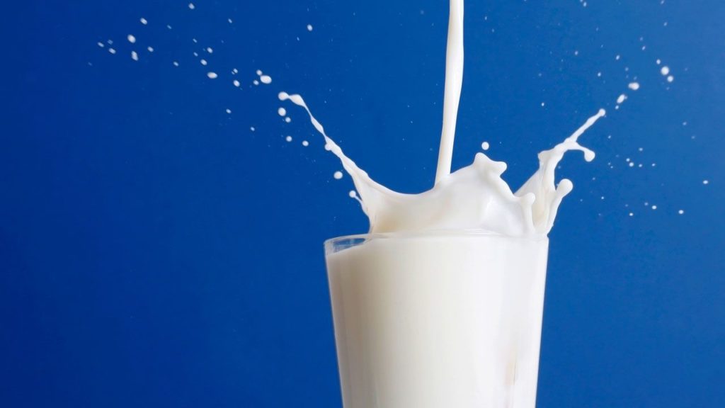 Как правильно пить молоко для похудения