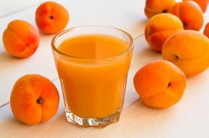 свежевыжатый сок абрикоса